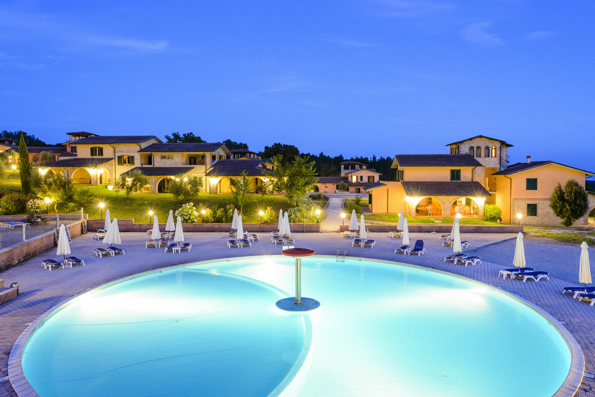 Pian Dei Mucini Resort Le Ville Massa Marittima Bagian luar foto